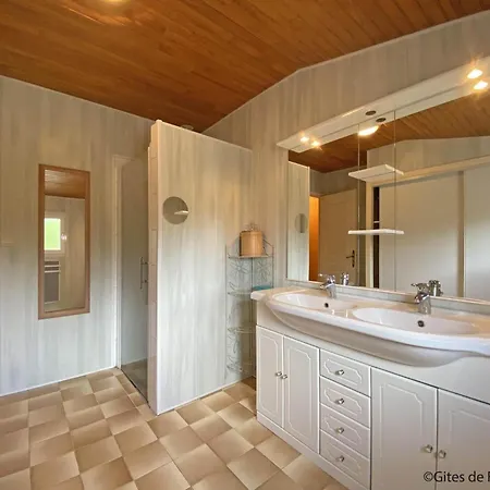 Maison De Charme En Granit Avec Jardin Clos, Tout Inclus, Pres De Domfront - Fr-1-497-190 Ferienhaus Saint-Mars-d'Egrenne