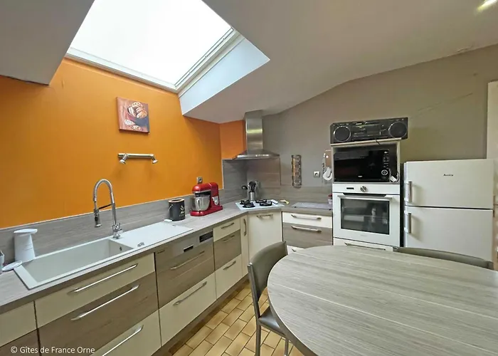 Maison Indépendante Pour 7 Au Calme Avec Jardin - Fr-1-497-190 *