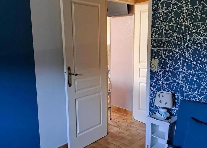 Casa vacanze Maison Indépendante Pour 7 Au Calme Avec Jardin - Fr-1-497-190